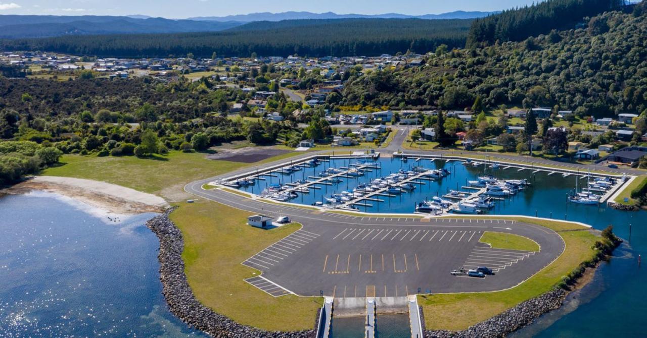 10 @ Wai Matangi Vila Turangi Exterior foto